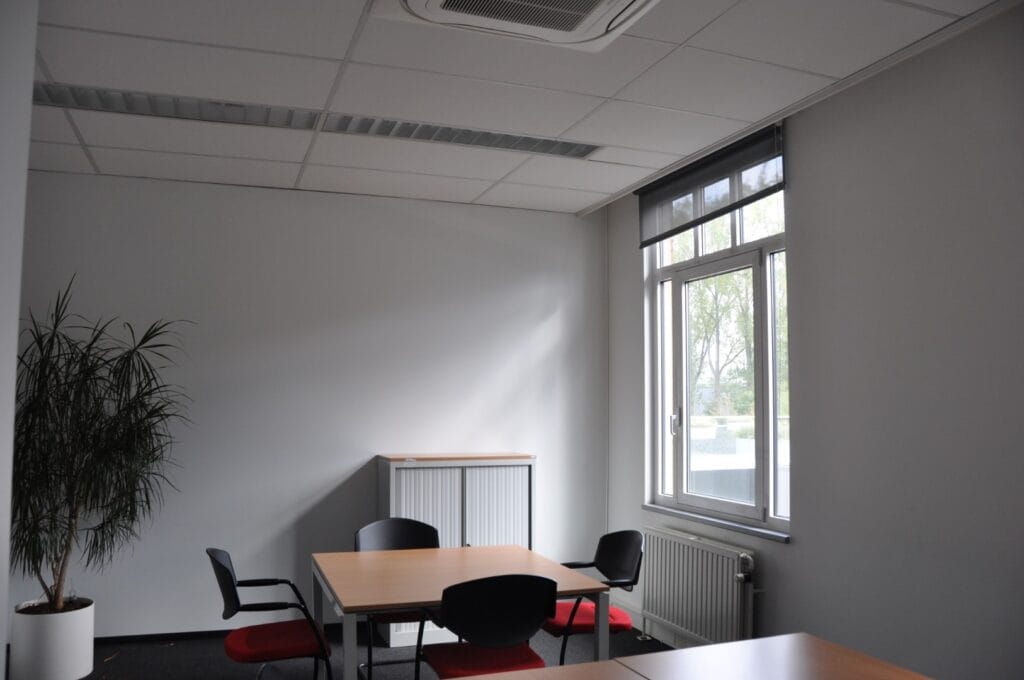 BluePoint Antwerpen - Fully equipped offices - 2